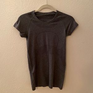 Lululemon Swiftly Tech Short Sleeve